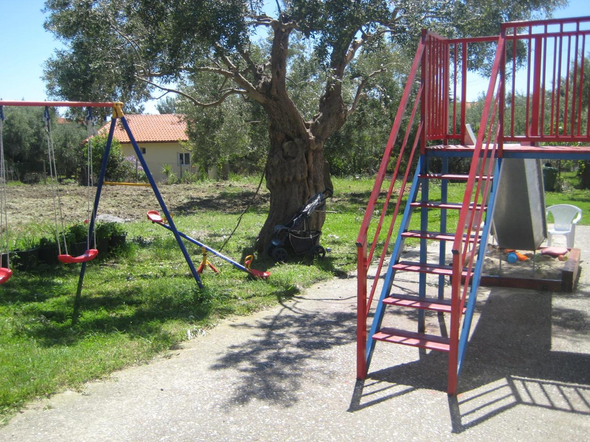 Petradaki Apartments Мола Калива Екстериор снимка