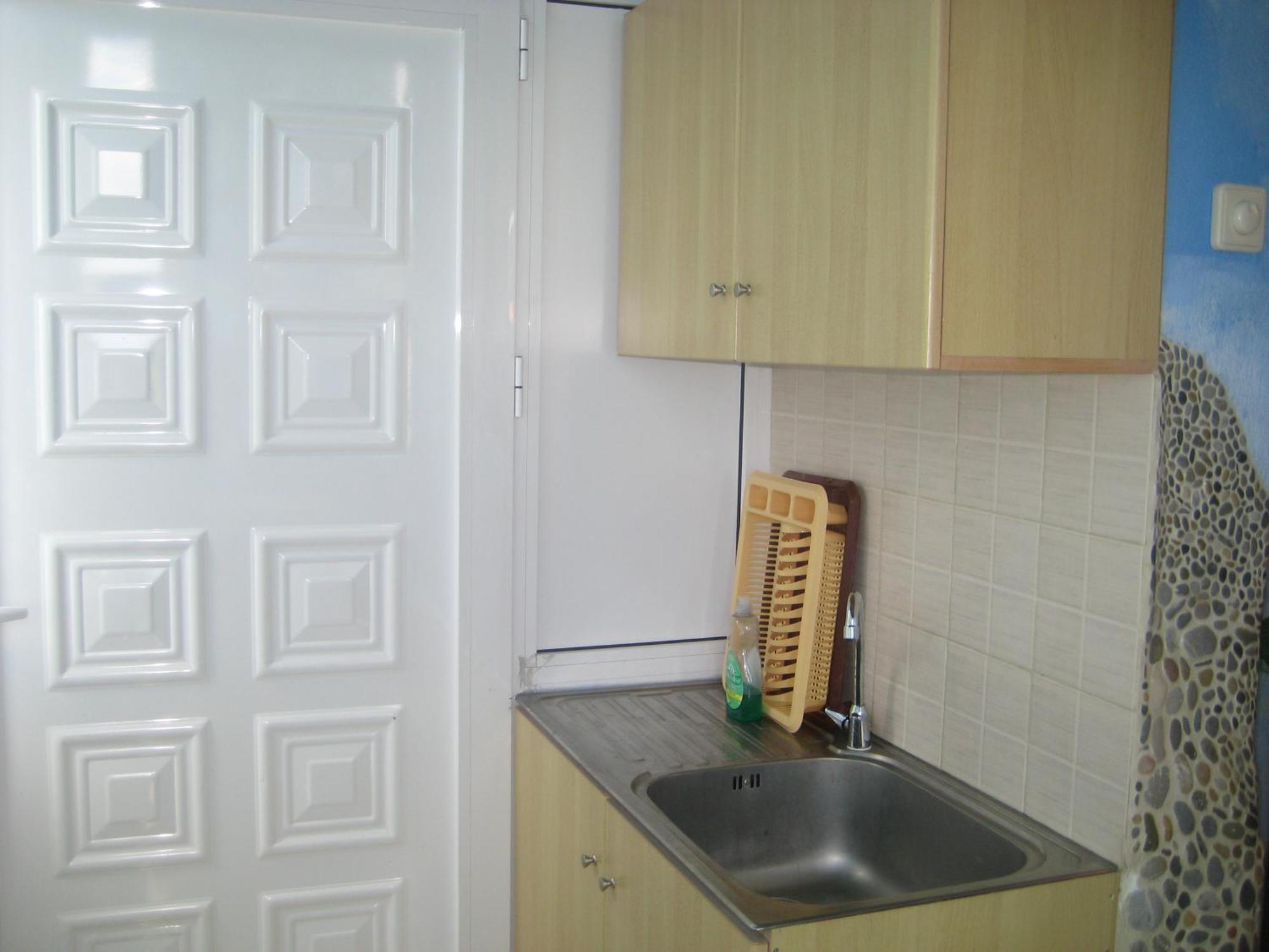 Petradaki Apartments Мола Калива Екстериор снимка